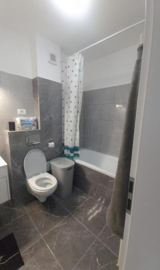Coresi Platinum Residents 2 Camere Sc,C App21 Braşov Extérieur photo
